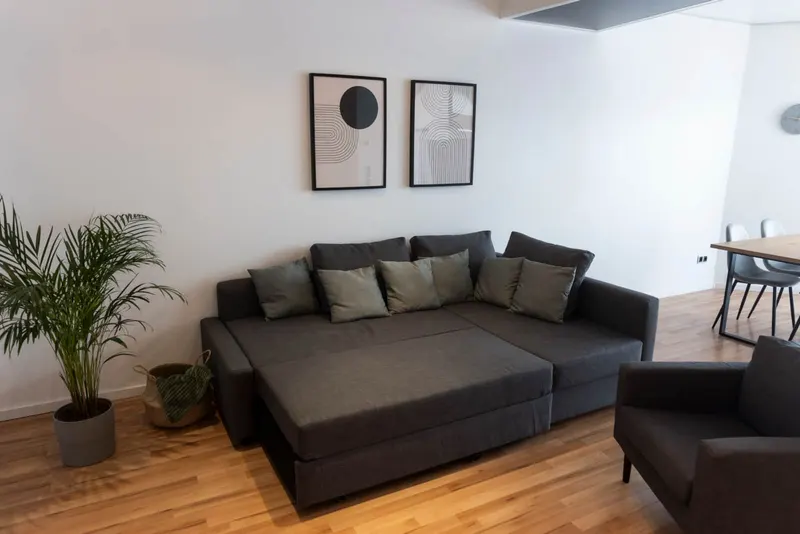 Ecksofa als Schlafsofa ausgezogen
